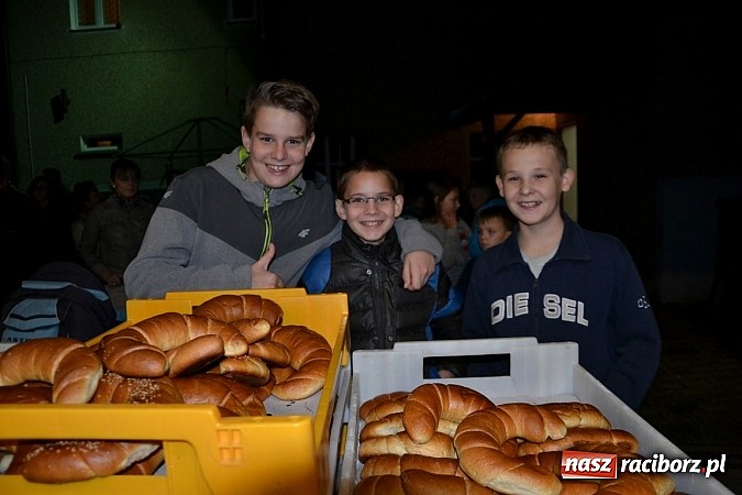 Zdjęcie w galerii na portalu naszraciborz.pl: Święty Marcin zawitał do Owsiszcz wiadomości z regionu
