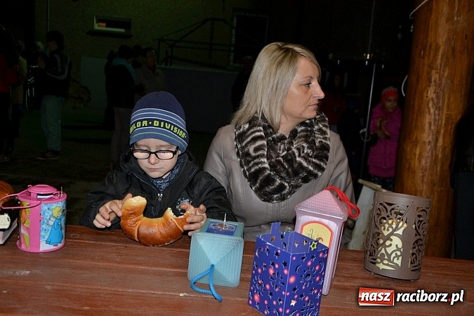 Zdjęcie w galerii na portalu naszraciborz.pl: Święty Marcin zawitał do Owsiszcz wiadomości z regionu