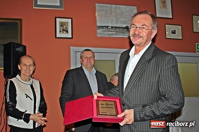 Zdjęcie w galerii na portalu naszraciborz.pl: Uczeń ZSOMS najlepszym zawodnikiem sezonu triathlonowego! wiadomości z regionu