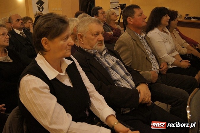 Zdjęcie w galerii na portalu naszraciborz.pl: Nędza ma już oficjalnie swój uniwersytet wiadomości z regionu