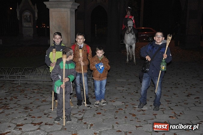 Zdjęcie w galerii na portalu naszraciborz.pl: Wielka parada św. Marcina na Ostrogu wiadomości z regionu