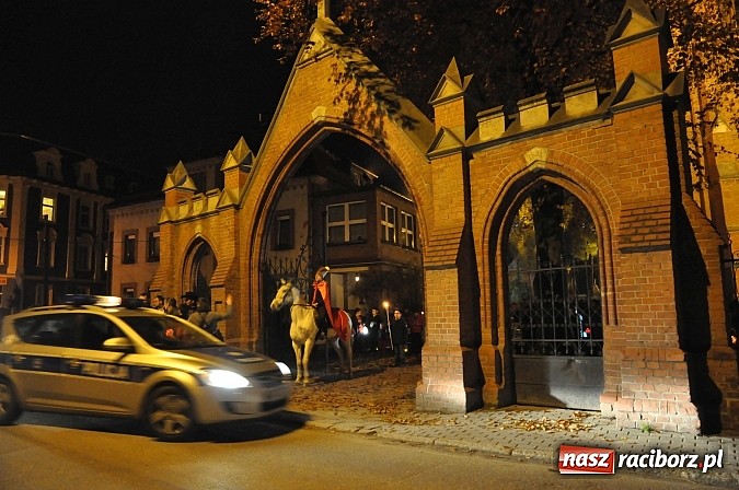 Zdjęcie w galerii na portalu naszraciborz.pl: Wielka parada św. Marcina na Ostrogu wiadomości z regionu