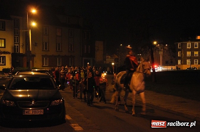Zdjęcie w galerii na portalu naszraciborz.pl: Wielka parada św. Marcina na Ostrogu wiadomości z regionu