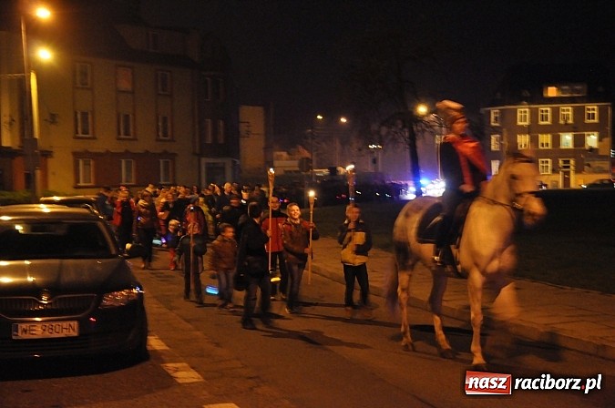 Zdjęcie w galerii na portalu naszraciborz.pl: Wielka parada św. Marcina na Ostrogu wiadomości z regionu