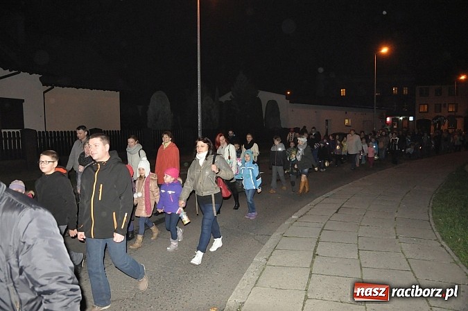 Zdjęcie w galerii na portalu naszraciborz.pl: Wielka parada św. Marcina na Ostrogu wiadomości z regionu