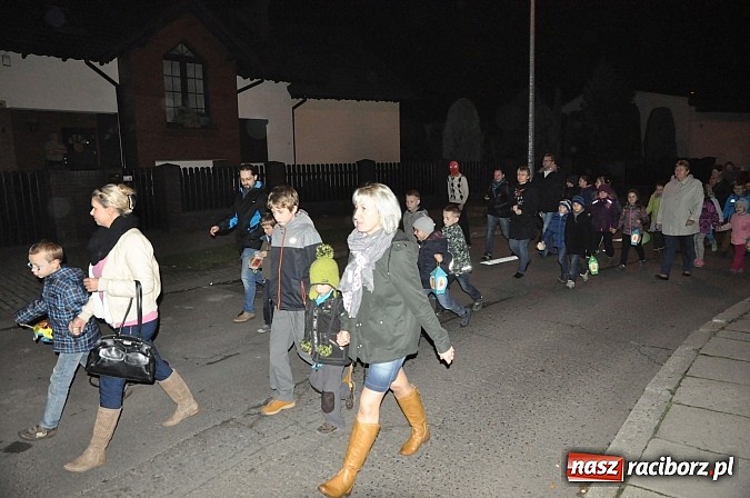 Zdjęcie w galerii na portalu naszraciborz.pl: Wielka parada św. Marcina na Ostrogu wiadomości z regionu