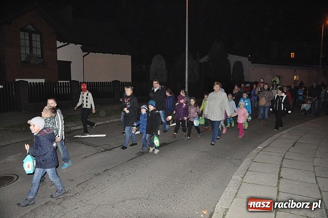 Zdjęcie w galerii na portalu naszraciborz.pl: Wielka parada św. Marcina na Ostrogu wiadomości z regionu