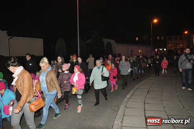 Zdjęcie w galerii na portalu naszraciborz.pl: Wielka parada św. Marcina na Ostrogu wiadomości z regionu