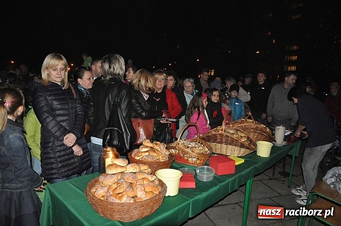 Zdjęcie w galerii na portalu naszraciborz.pl: Wielka parada św. Marcina na Ostrogu wiadomości z regionu