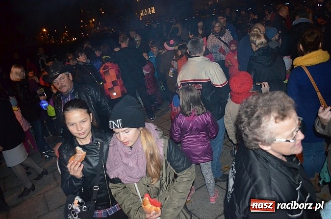 Zdjęcie w galerii na portalu naszraciborz.pl: Wielka parada św. Marcina na Ostrogu wiadomości z regionu