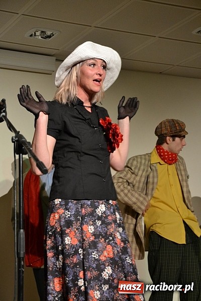 Zdjęcie w galerii na portalu naszraciborz.pl: Radni pożegnali się dziś na zamku. Odsłonięto tablicę upamiętniającą księcia Mieszka IV wiadomości z regionu