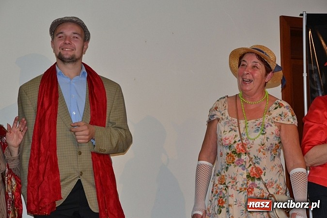 Zdjęcie w galerii na portalu naszraciborz.pl: Radni pożegnali się dziś na zamku. Odsłonięto tablicę upamiętniającą księcia Mieszka IV wiadomości z regionu