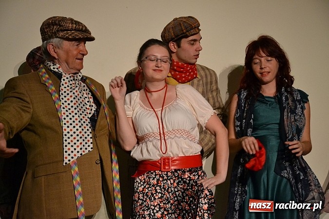 Zdjęcie w galerii na portalu naszraciborz.pl: Radni pożegnali się dziś na zamku. Odsłonięto tablicę upamiętniającą księcia Mieszka IV wiadomości z regionu