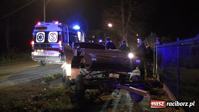 Zdjęcie w galerii na portalu naszraciborz.pl: Trzy osoby ranne w wypadku bryczki w Kuźni Raciborskiej. TIR spłoszył konie! wiadomości z regionu