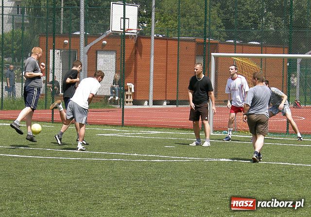 Zdjęcie w galerii na portalu naszraciborz.pl: Pierwszy turniej tego lata na Orliku wygrali 