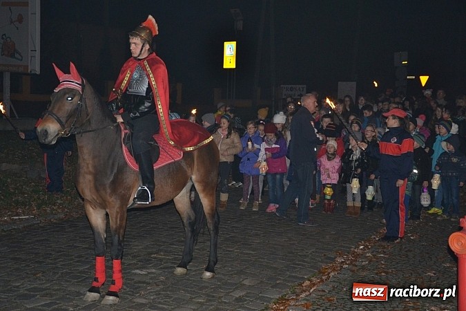 Zdjęcie w galerii na portalu naszraciborz.pl: Święty Marcin przyjechał do Krzyżanowic wiadomości z regionu