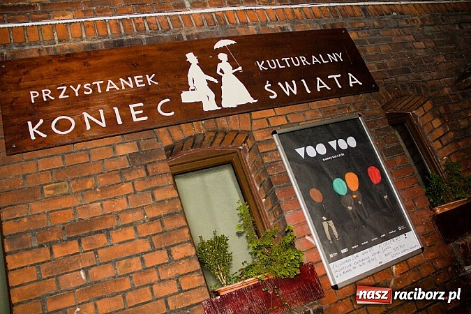 Zdjęcie w galerii na portalu naszraciborz.pl: Koncert Voo Voo na Końcu Świata wiadomości z regionu