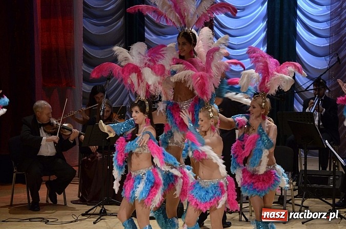 Zdjęcie w galerii na portalu naszraciborz.pl: Od West Endu do Broadwayu w Raciborskim Centrum Kultury  wiadomości z regionu