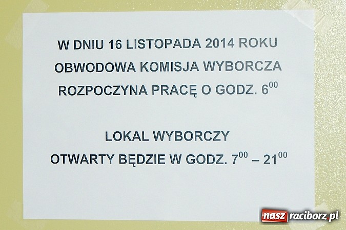 Zdjęcie w galerii na portalu naszraciborz.pl: W komisjach w Budowlance i SMS-ie wyborcom wydano złe karty do głosowania! Zagłosowało na nich około 400 osób! wiadomości z regionu