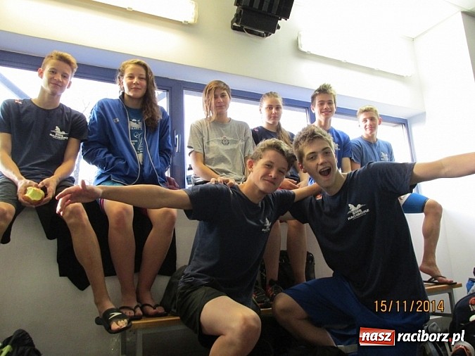 Zdjęcie w galerii na portalu naszraciborz.pl: Srebro Weroniki Knapik w Międzynarodowych Zawodach Pływackich we Wrocławiu wiadomości z regionu