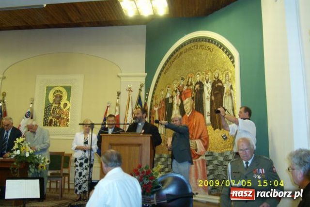 Zdjęcie w galerii na portalu naszraciborz.pl: Kresowiacy z Raciborza na Jasnej Górze  wiadomości z regionu