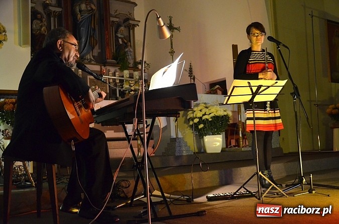 Zdjęcie w galerii na portalu naszraciborz.pl: Okrągły Stół w Kobyli wiadomości z regionu