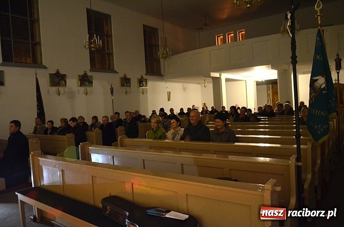 Zdjęcie w galerii na portalu naszraciborz.pl: Okrągły Stół w Kobyli wiadomości z regionu