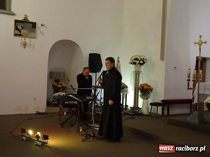 Zdjęcie w galerii na portalu naszraciborz.pl: Okrągły Stół w Kobyli wiadomości z regionu