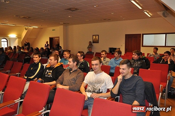 Zdjęcie w galerii na portalu naszraciborz.pl: Światowy Tydzień Przedsiębiorczości. Na zamku mówiono o zarabianiu w turystyce wiadomości z regionu