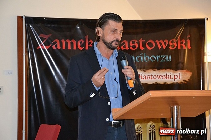 Zdjęcie w galerii na portalu naszraciborz.pl: Światowy Tydzień Przedsiębiorczości. Na zamku mówiono o zarabianiu w turystyce wiadomości z regionu