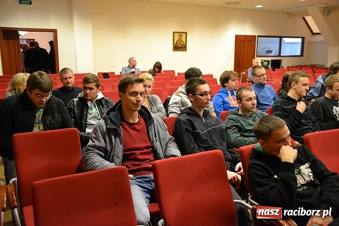 Zdjęcie w galerii na portalu naszraciborz.pl: Światowy Tydzień Przedsiębiorczości. Na zamku mówiono o zarabianiu w turystyce wiadomości z regionu