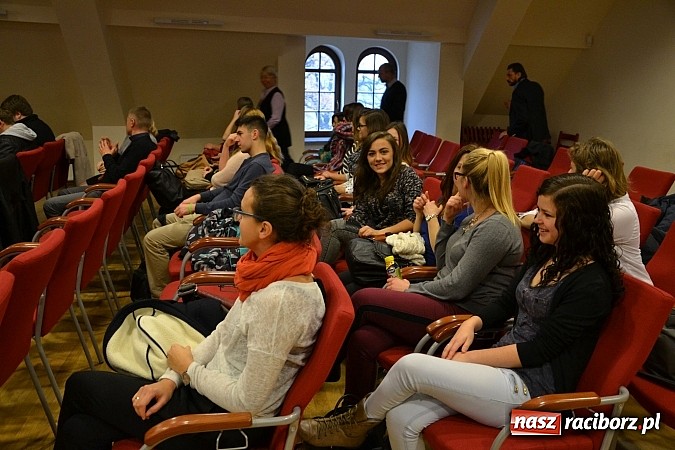 Zdjęcie w galerii na portalu naszraciborz.pl: Światowy Tydzień Przedsiębiorczości. Na zamku mówiono o zarabianiu w turystyce wiadomości z regionu