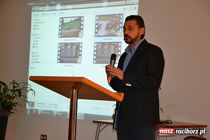 Zdjęcie w galerii na portalu naszraciborz.pl: Światowy Tydzień Przedsiębiorczości. Na zamku mówiono o zarabianiu w turystyce wiadomości z regionu