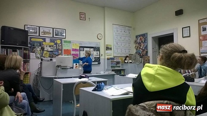 Zdjęcie w galerii na portalu naszraciborz.pl: Innowacyjna lekcja języka angielskiego w G5 wiadomości z regionu