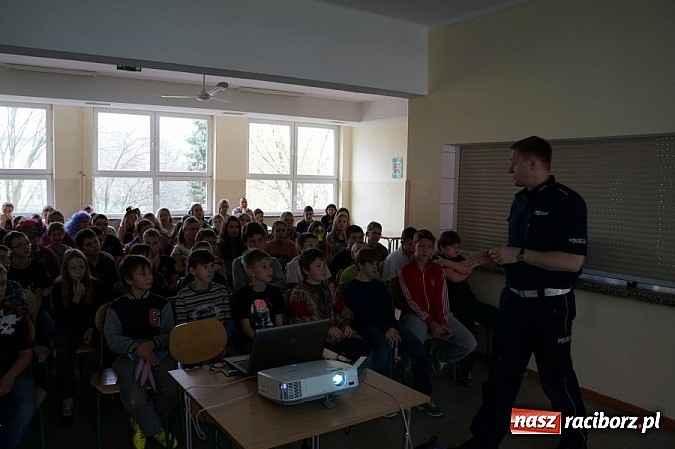Zdjęcie w galerii na portalu naszraciborz.pl: Bezpiecznie w drodze do szkoły wiadomości z regionu