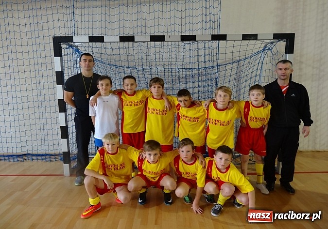 Zdjęcie w galerii na portalu naszraciborz.pl: Powiatowy półfinał Pucharu Tymbark U12 wiadomości z regionu