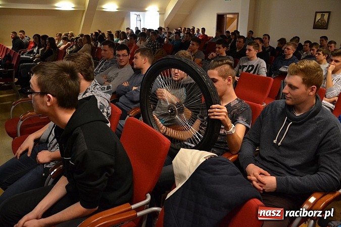 Zdjęcie w galerii na portalu naszraciborz.pl: Grafika użytkowa, wyjątkowe rowery i street food wiadomości z regionu