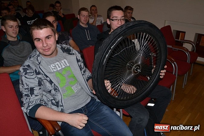 Zdjęcie w galerii na portalu naszraciborz.pl: Grafika użytkowa, wyjątkowe rowery i street food wiadomości z regionu