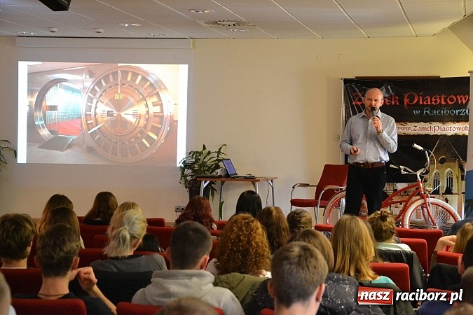 Zdjęcie w galerii na portalu naszraciborz.pl: Grafika użytkowa, wyjątkowe rowery i street food wiadomości z regionu