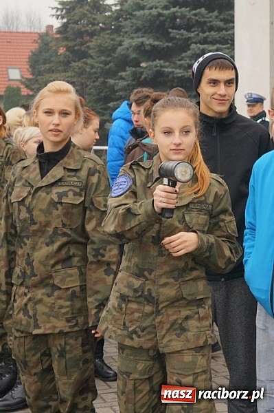 Zdjęcie w galerii na portalu naszraciborz.pl: Raciborska drogówka na spotkaniu z młodzieżą w ZSOMS wiadomości z regionu