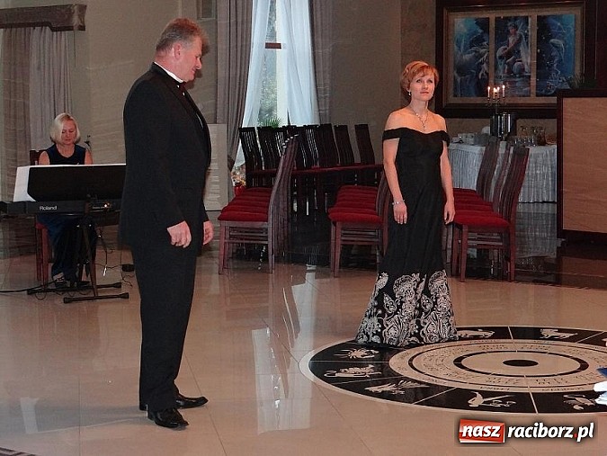 Zdjęcie w galerii na portalu naszraciborz.pl: Włoskie akcenty w rzuchowskim Zodiacu wiadomości z regionu