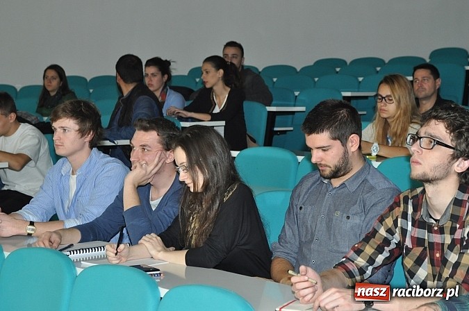 Zdjęcie w galerii na portalu naszraciborz.pl: Studenckie warsztaty architektoniczne z udziałem żaków raciborskiej PWSZ w Sarajewie wiadomości z regionu