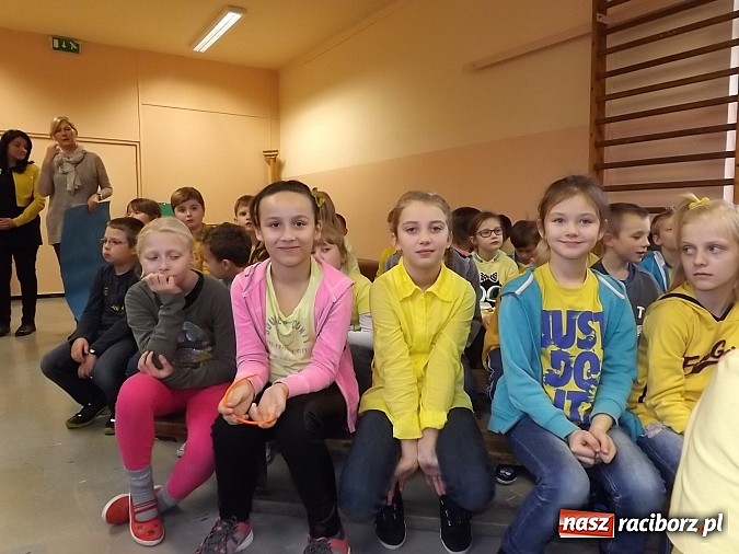 Zdjęcie w galerii na portalu naszraciborz.pl: Dobre uczynki i postanowienia dzieci z SP 15 wiadomości z regionu