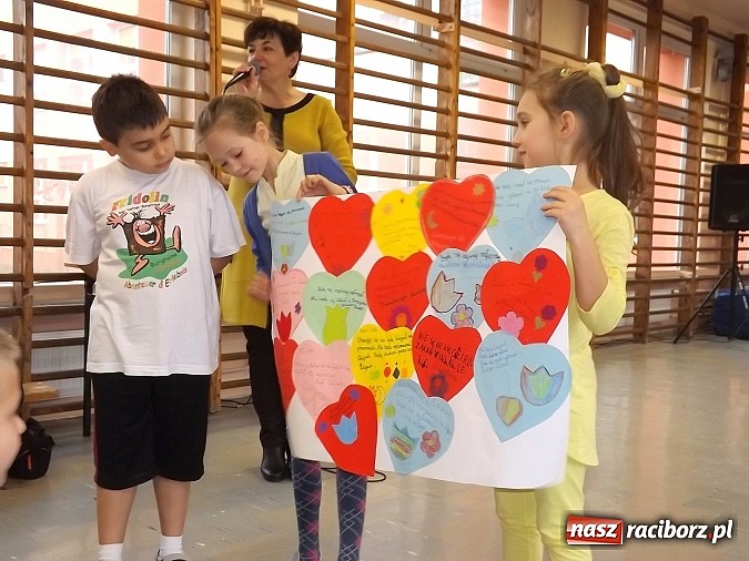 Zdjęcie w galerii na portalu naszraciborz.pl: Dobre uczynki i postanowienia dzieci z SP 15 wiadomości z regionu