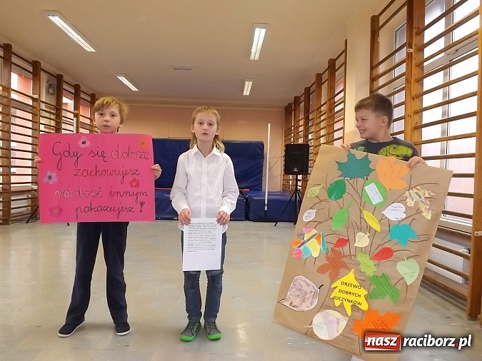 Zdjęcie w galerii na portalu naszraciborz.pl: Dobre uczynki i postanowienia dzieci z SP 15 wiadomości z regionu