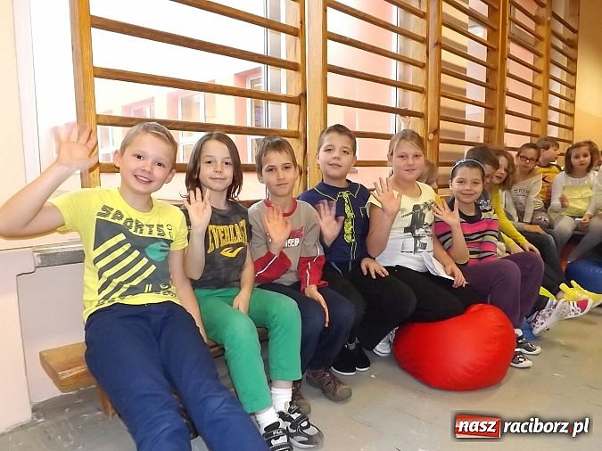 Zdjęcie w galerii na portalu naszraciborz.pl: Dobre uczynki i postanowienia dzieci z SP 15 wiadomości z regionu