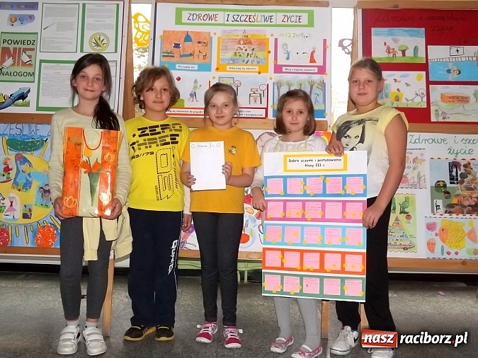 Zdjęcie w galerii na portalu naszraciborz.pl: Dobre uczynki i postanowienia dzieci z SP 15 wiadomości z regionu