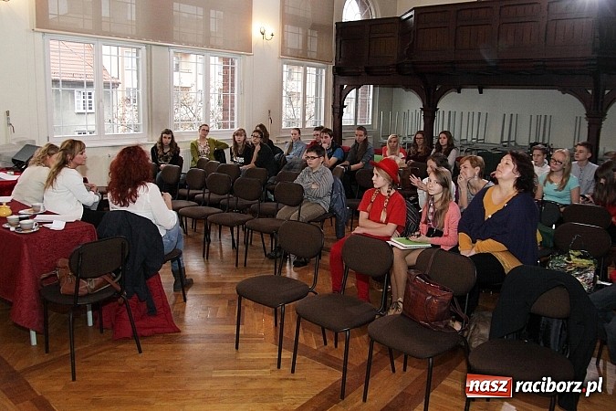 Zdjęcie w galerii na portalu naszraciborz.pl: Monodramiści w G5 nagrodzeni po raz 15 wiadomości z regionu