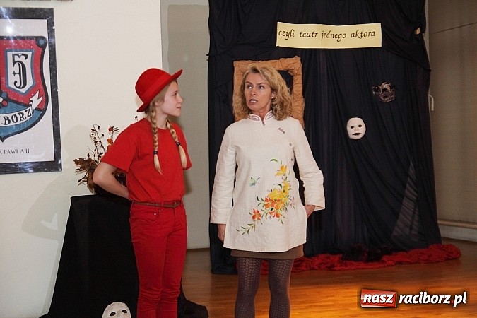 Zdjęcie w galerii na portalu naszraciborz.pl: Monodramiści w G5 nagrodzeni po raz 15 wiadomości z regionu