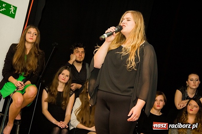 Zdjęcie w galerii na portalu naszraciborz.pl: Jesienne granie w MDK wiadomości z regionu